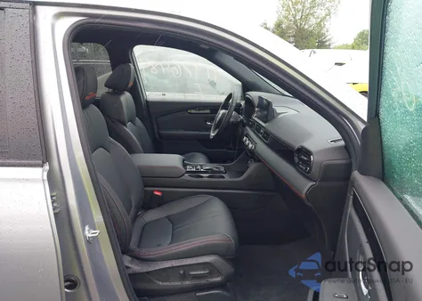 2025 Honda Pilot Trailsport from USA, damaged, VIN 5FNYG1H64SB076631